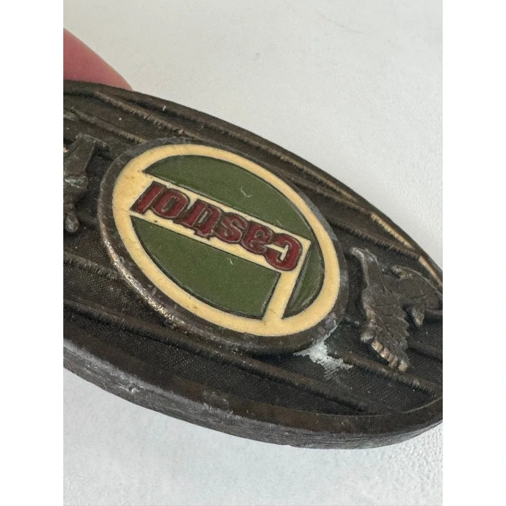 Vintage Castrol Oil Belt Buckle‎ Metal Automotive Racing Logo Lions Patina